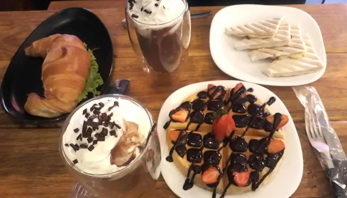 Dulce Tentacion Pasteleria Artesanal Y Cafe Waffle