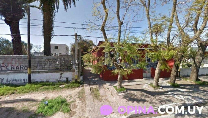 El 11 - 12000 Montevideo