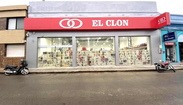 El Clon San Carlos:  Todo - Supermercado