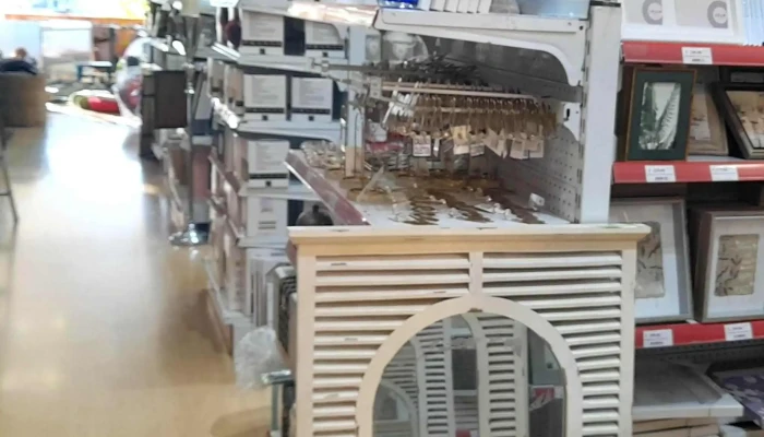 El Clon Supermercados -    Cipriano Miro Zona - Montevideo