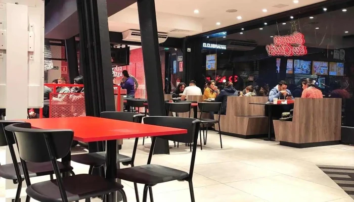 El Club De La Papa Frita Comercio:  Fast Food Ambiente - Restaurante de comida rápida