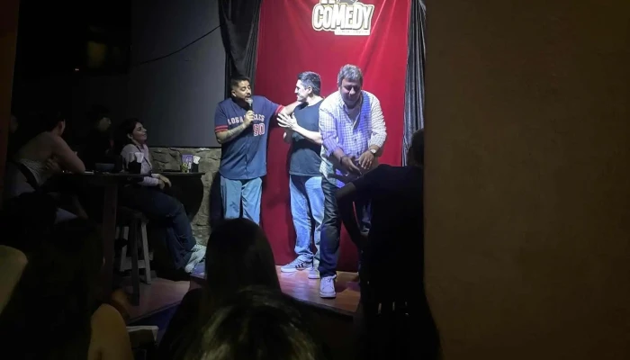 El Comedy:  Comentario 6 - Bar