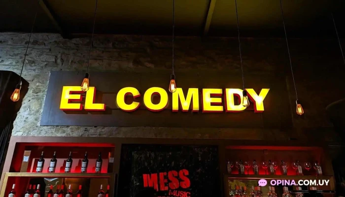 El Comedy:  Montevideo - Bar