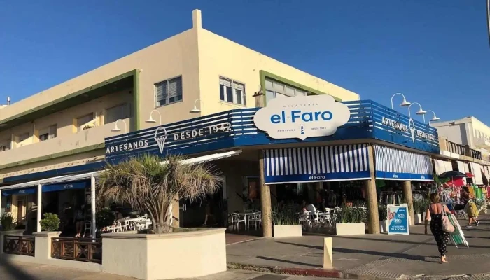 El Faro:  Piriapolis - Heladería