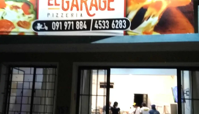 El Garage Pizzeria:  Del Propietario