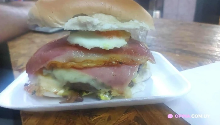 El Rey Del Chorizo:  Hamburguesa - Restaurante de comida rápida