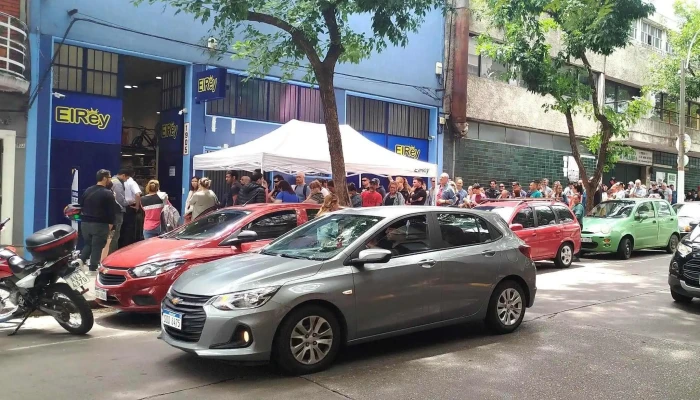 El Rey Del Entretenimiento -  Local Comercial Horario - Montevideo