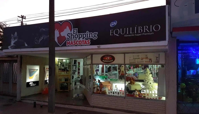 El Shopping De Las Mascotas - 27200 Castillos