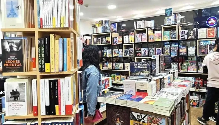 El Virrey Libros -  Interior - Montevideo