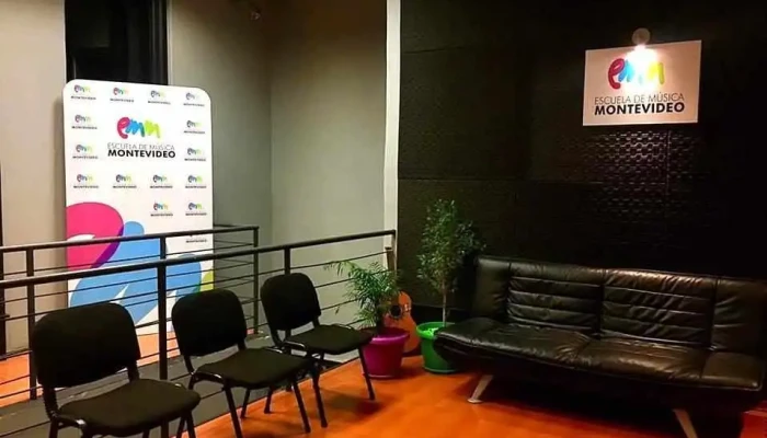 Emm - Escuela De Música Montevideo - Montevideo