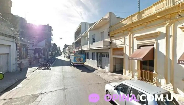 Empresa y Previsora Cesar Prieto - 75000 Mercedes