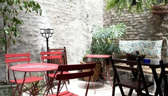 Escondite -  Ambiente - Montevideo