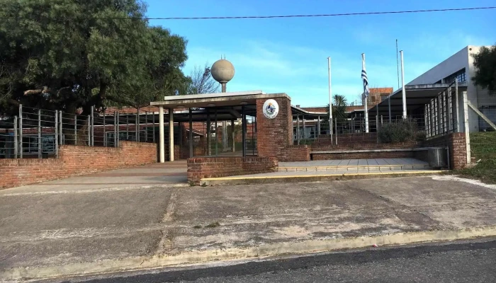 Escuela 102 -  Comentarios - Minas