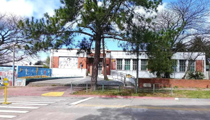 Escuela 130 Andres Bello - Montevideo