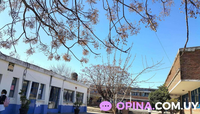 Escuela 130 - Barros Blancos