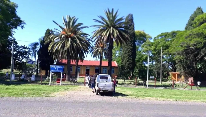 Escuela 15 - Tomas Gomensoro