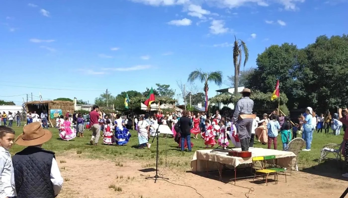 Escuela 3 -  Precios - Tranqueras