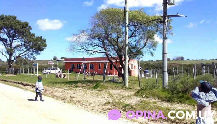 Escuela 31 Caperuzas -  Precios - Solís de Mataojo