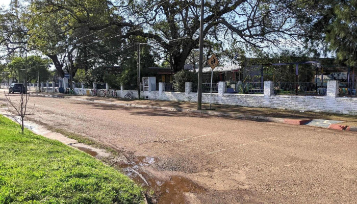 Escuela 5 -  Direccion - Tomas Gomensoro