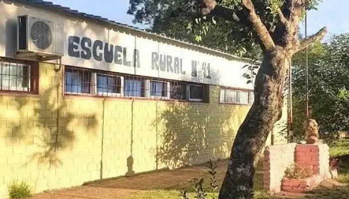 Escuela campodonico - Bella Unión