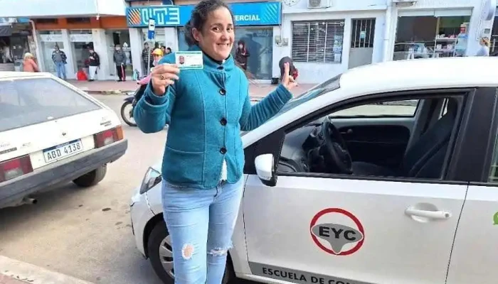 Escuela De Conductores Eyc Edificio - San Jacinto