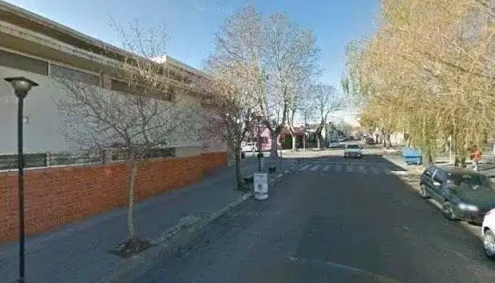 Escuela De Educacion Natural Direccion - Las Piedras