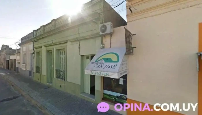 Escuela de enfermería Cehs - San José De Mayo