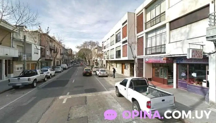 Escuela de peinados y peluquería Italo Americana - Montevideo