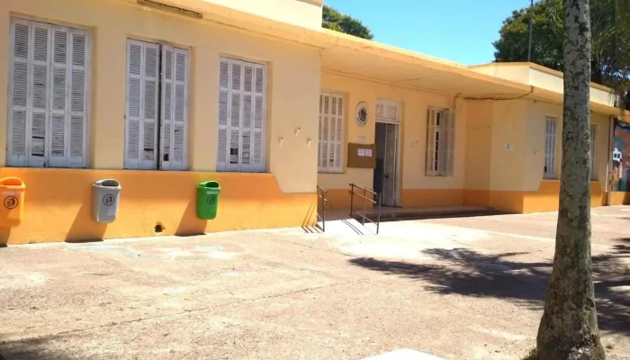 Escuela Ndeg 10 Italia Videos - Salto