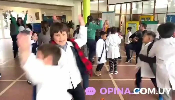 Escuela Ndeg 317 Igua Estudiante - Montevideo