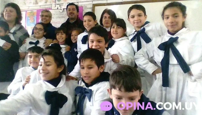 Escuela Ndeg 41 Edificio - Mercedes