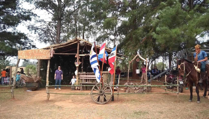 Escuela Ndeg 75 Republica Bolivariana De Venezuela Descuentos - Departamento de Rivera