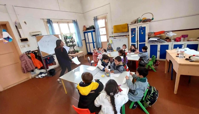 Escuela Ndeg11 Aula - Minas