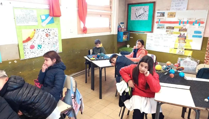 Escuela Ndeg11 Estudiante - Minas