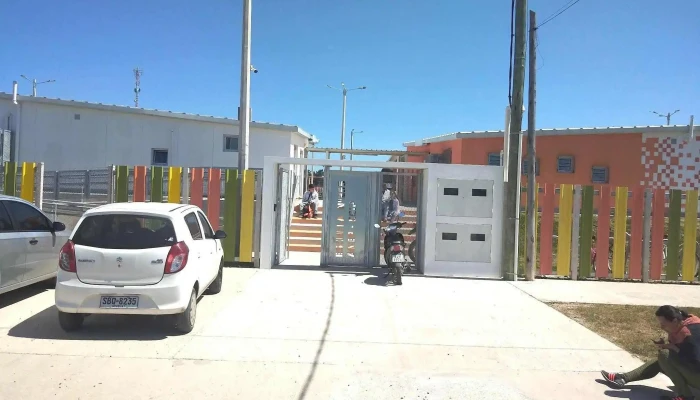 Escuela Ndeg255 Edificio - Santa Luc&iacute;a