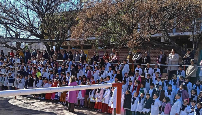 Escuela Ndeg8 Republica Argentina Opiniones - Rivera