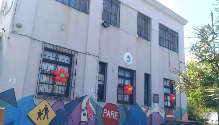 Escuela Ndeg96 Edificio - Montevideo