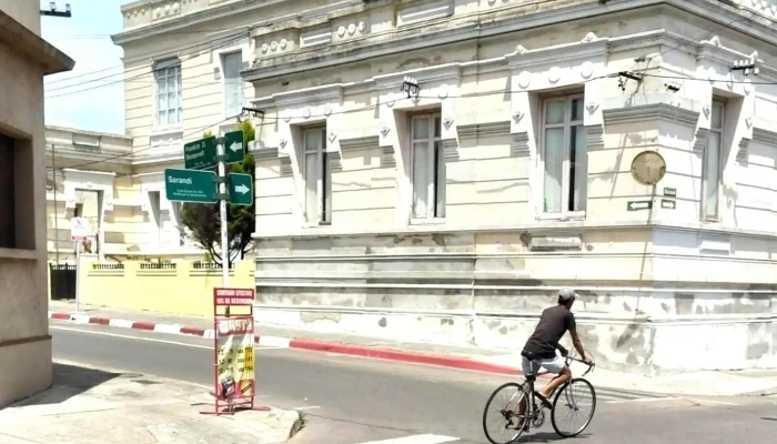 Escuela No 1 Minas - Minas