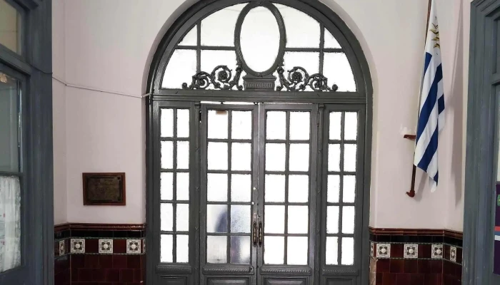 Escuela No 2 Republica Argentina Y Escuela 269 Catalogo - Montevideo