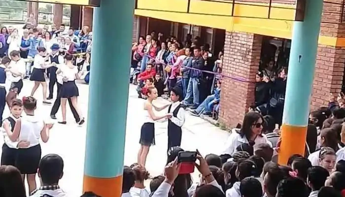 Escuela No 285 Videos - Villa Crespo y San Andrés