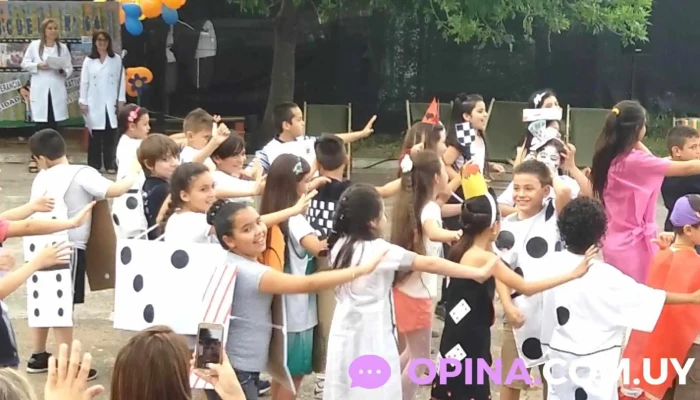 Escuela No 64 Edificio - Rivera