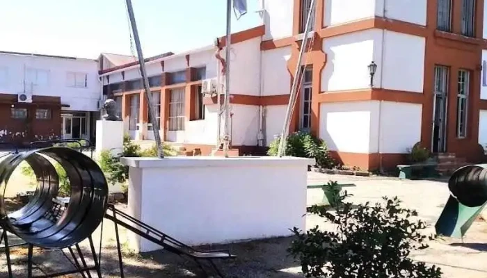 Escuela No. 9 - Cardona