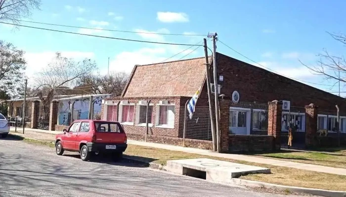 Escuela Nro. 100 - Juan L. Lacaze