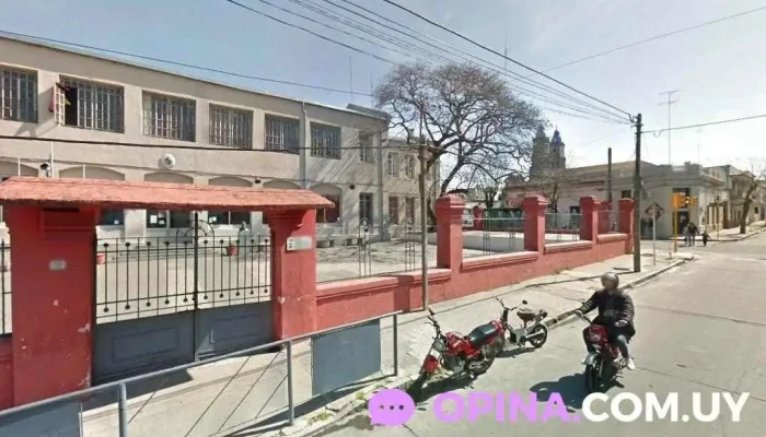 Escuela N° 2 José Pedro Varela / N° 37 Canda - Florida