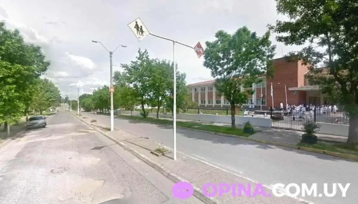 Escuela N° 6 - José Pedro Varela