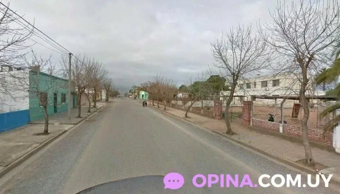 Escuela N° 80 - Treinta Y Tres