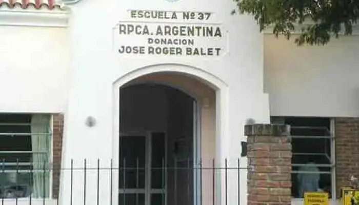 Escuela N°37 República Argentina - Col. Del Sacramento