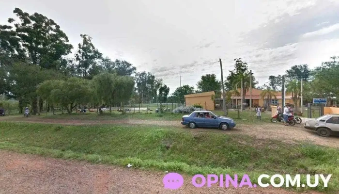 Escuela N°40 - Artigas