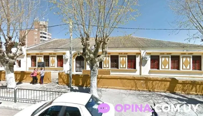 Escuela N°49 "Francia" - Libertad