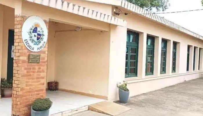 Escuela N°66 - Treinta Y Tres